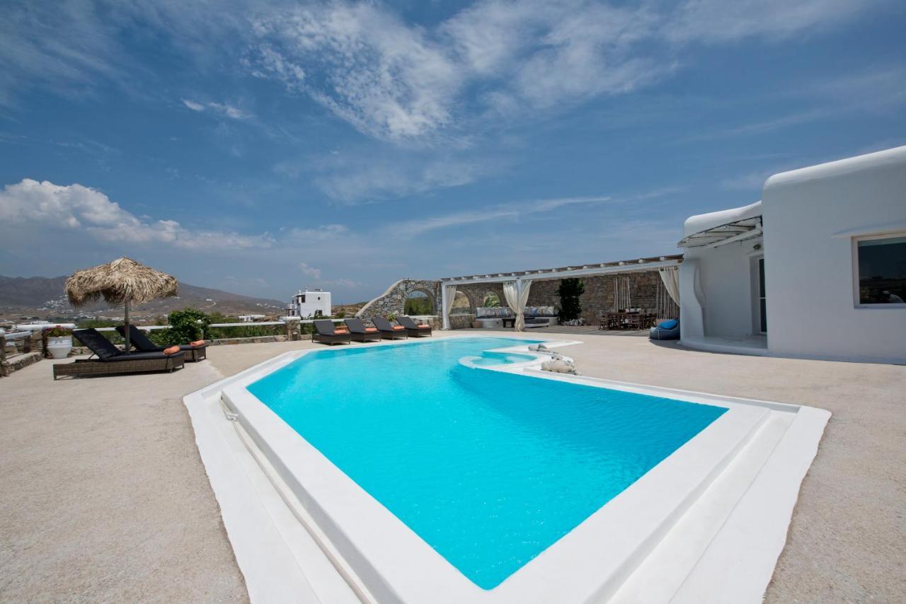Tatiana Prive Villa&Apartments Klouvas Esterno foto
