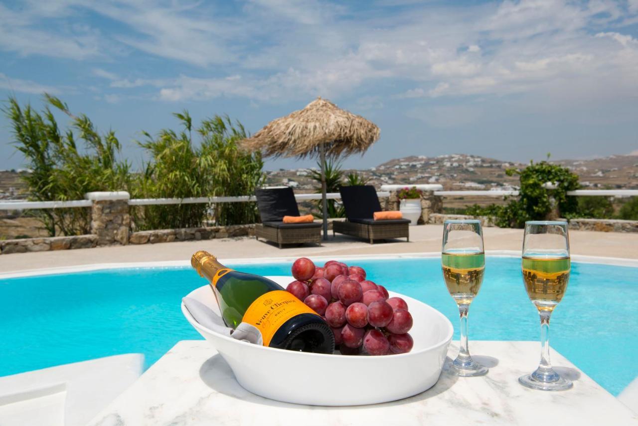 Tatiana Prive Villa&Apartments Klouvas Esterno foto