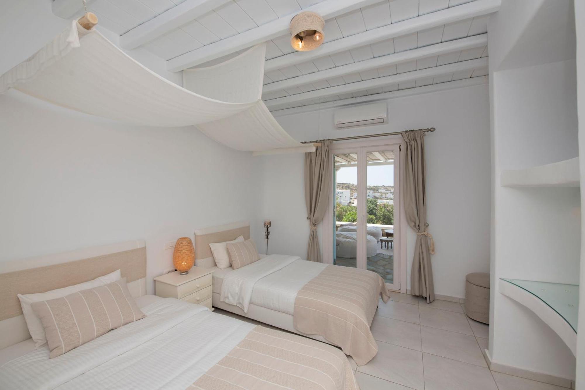Tatiana Prive Villa&Apartments Klouvas Esterno foto